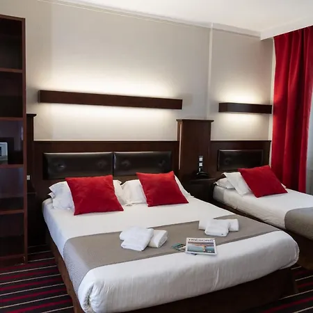 Hotel De L'univers 3*