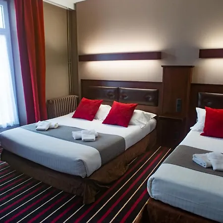 Hotel De L'univers 3*